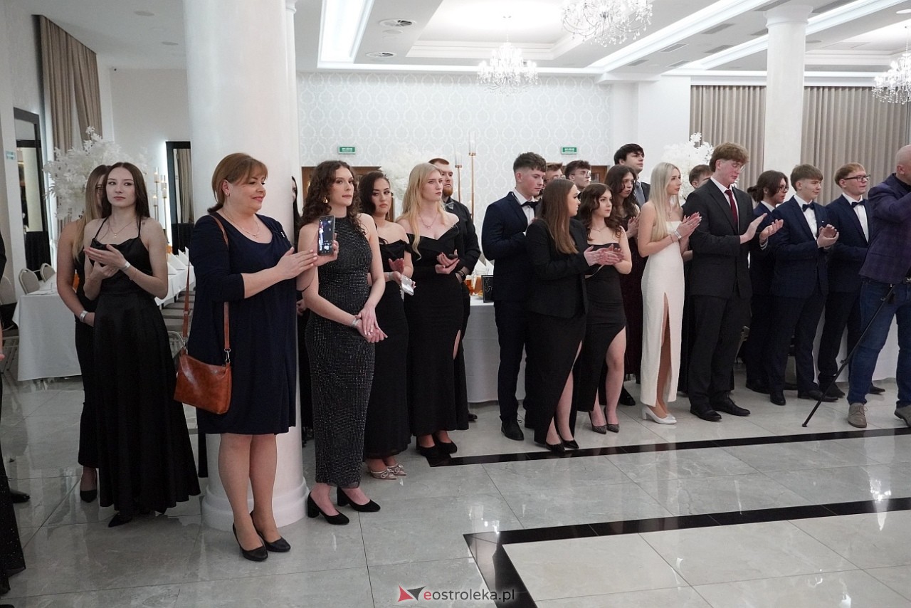 Studniówka w Zespole Szkół Zawodowych nr 3 w Ostrołęce [25.01.2025] - zdjęcie #189 - eOstroleka.pl