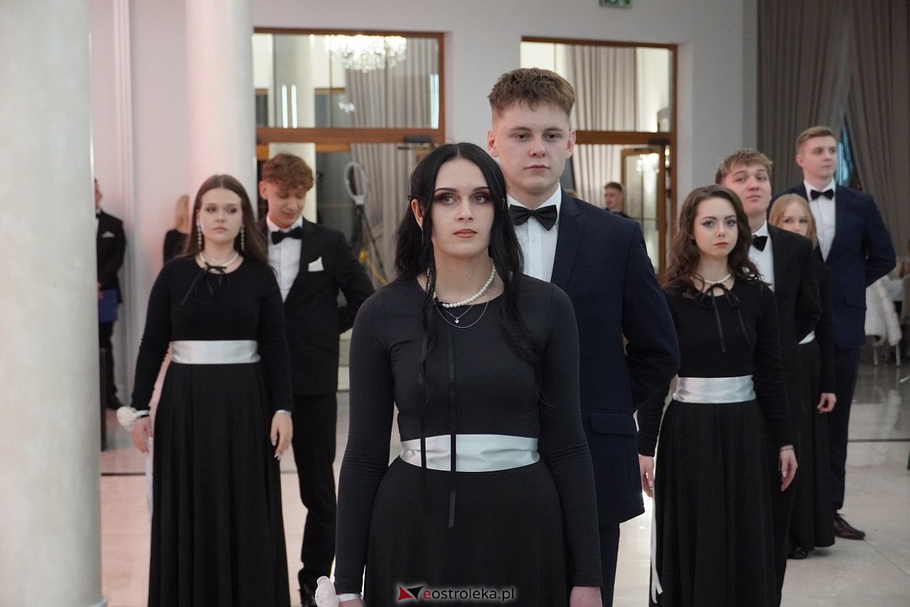 Studniówka w Zespole Szkół Zawodowych nr 3 w Ostrołęce [25.01.2025] - zdjęcie #180 - eOstroleka.pl