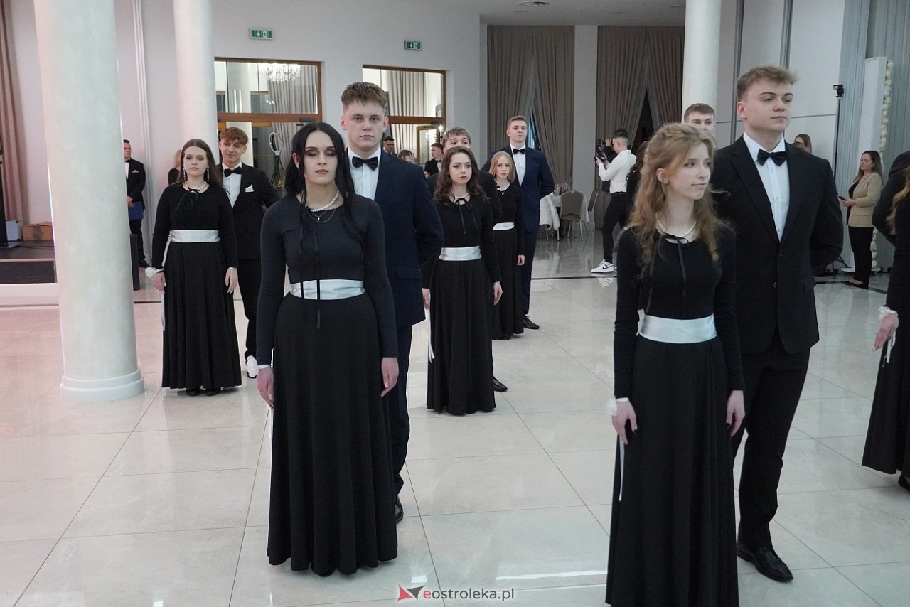 Studniówka w Zespole Szkół Zawodowych nr 3 w Ostrołęce [25.01.2025] - zdjęcie #179 - eOstroleka.pl