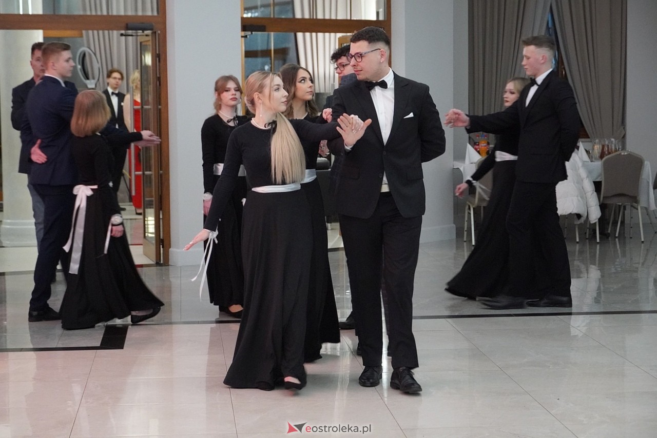 Studniówka w Zespole Szkół Zawodowych nr 3 w Ostrołęce [25.01.2025] - zdjęcie #164 - eOstroleka.pl