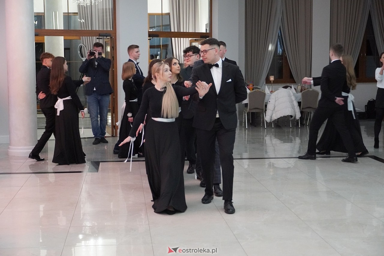 Studniówka w Zespole Szkół Zawodowych nr 3 w Ostrołęce [25.01.2025] - zdjęcie #163 - eOstroleka.pl