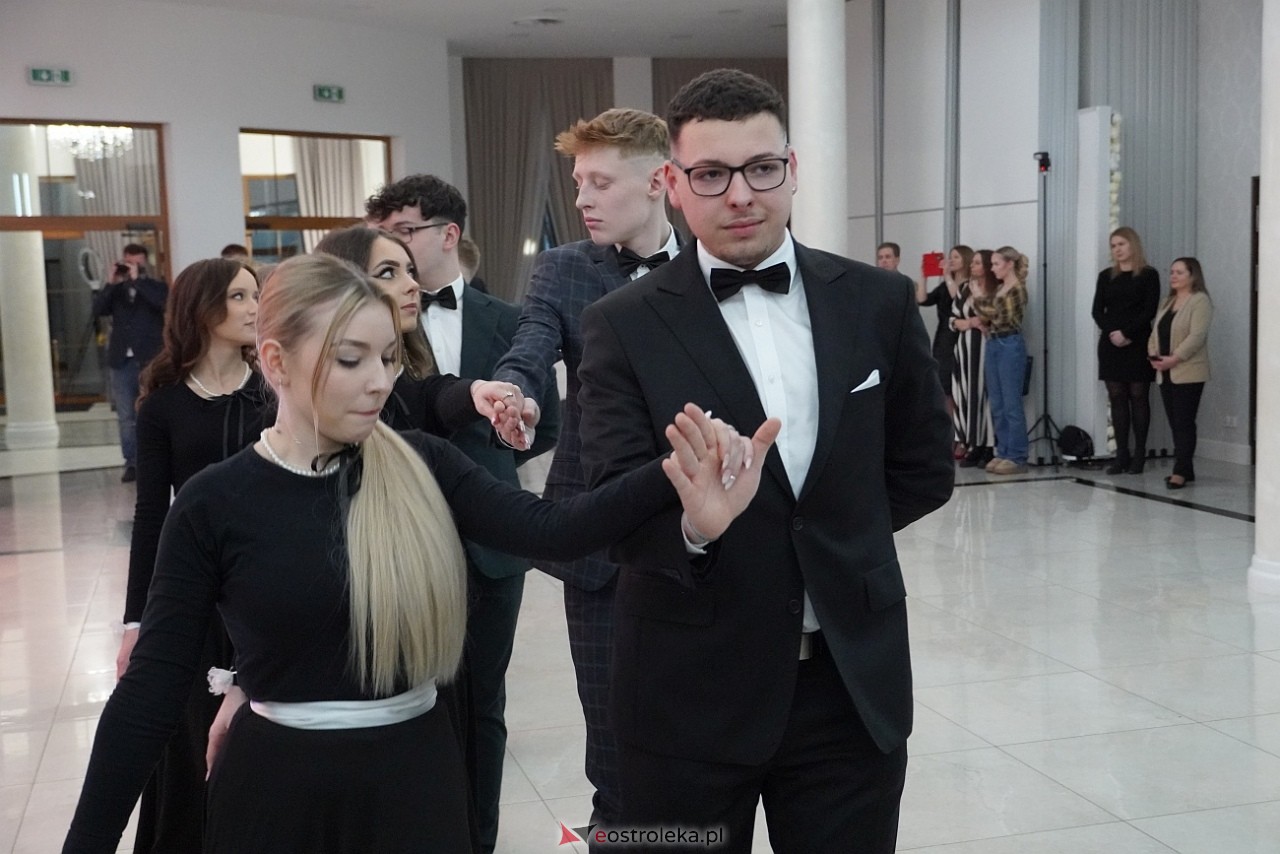 Studniówka w Zespole Szkół Zawodowych nr 3 w Ostrołęce [25.01.2025] - zdjęcie #161 - eOstroleka.pl