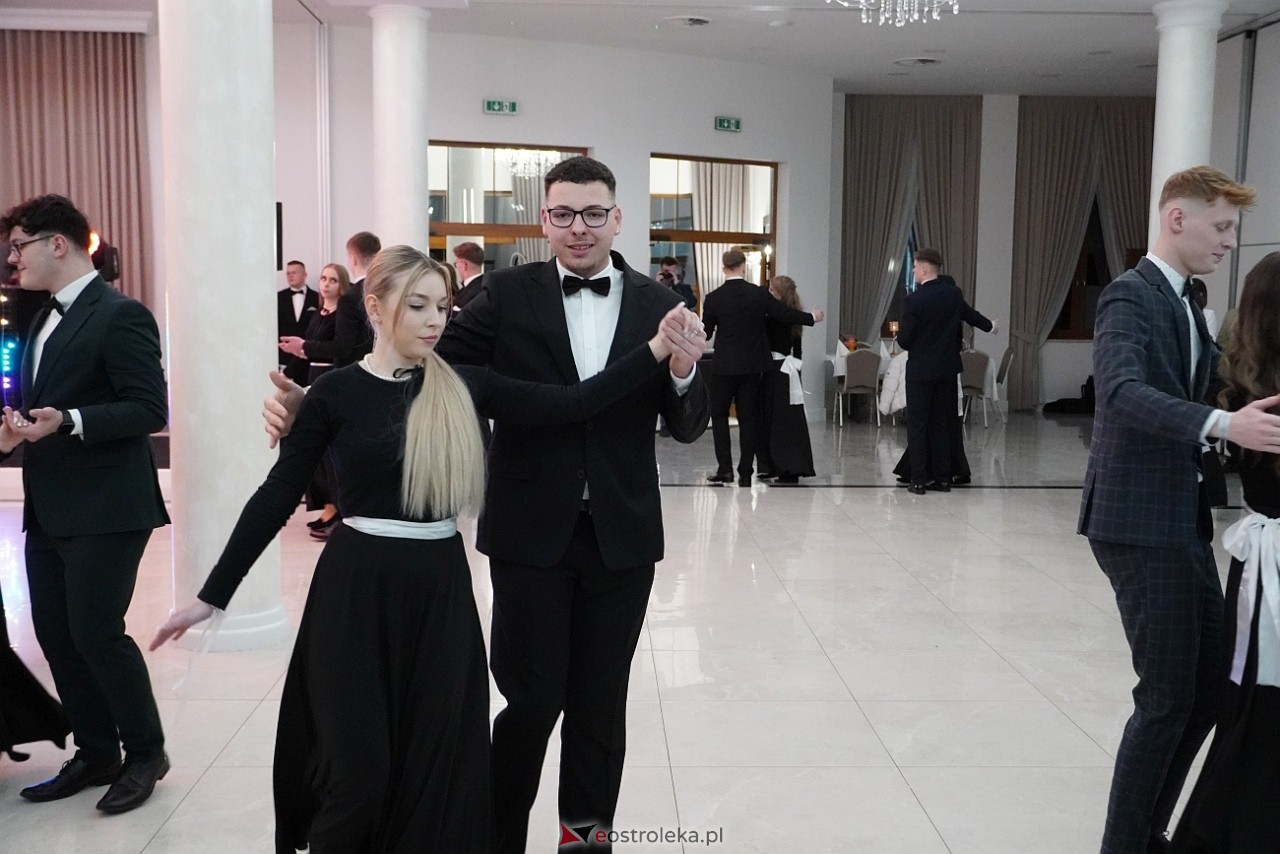 Studniówka w Zespole Szkół Zawodowych nr 3 w Ostrołęce [25.01.2025] - zdjęcie #155 - eOstroleka.pl