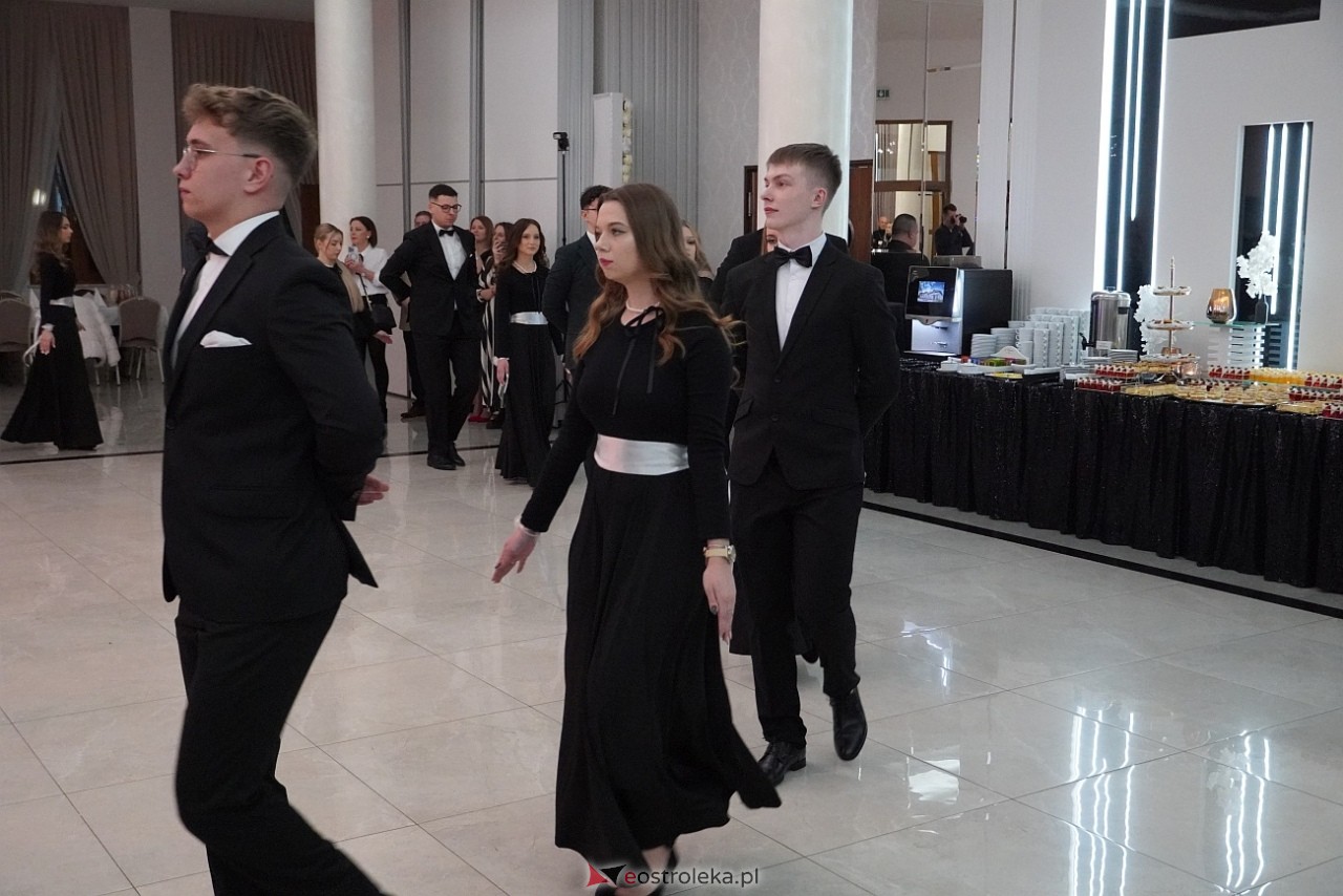 Studniówka w Zespole Szkół Zawodowych nr 3 w Ostrołęce [25.01.2025] - zdjęcie #150 - eOstroleka.pl