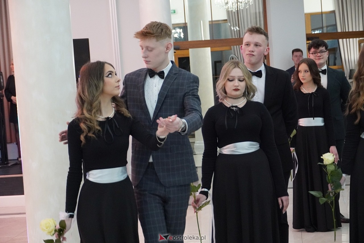 Studniówka w Zespole Szkół Zawodowych nr 3 w Ostrołęce [25.01.2025] - zdjęcie #95 - eOstroleka.pl