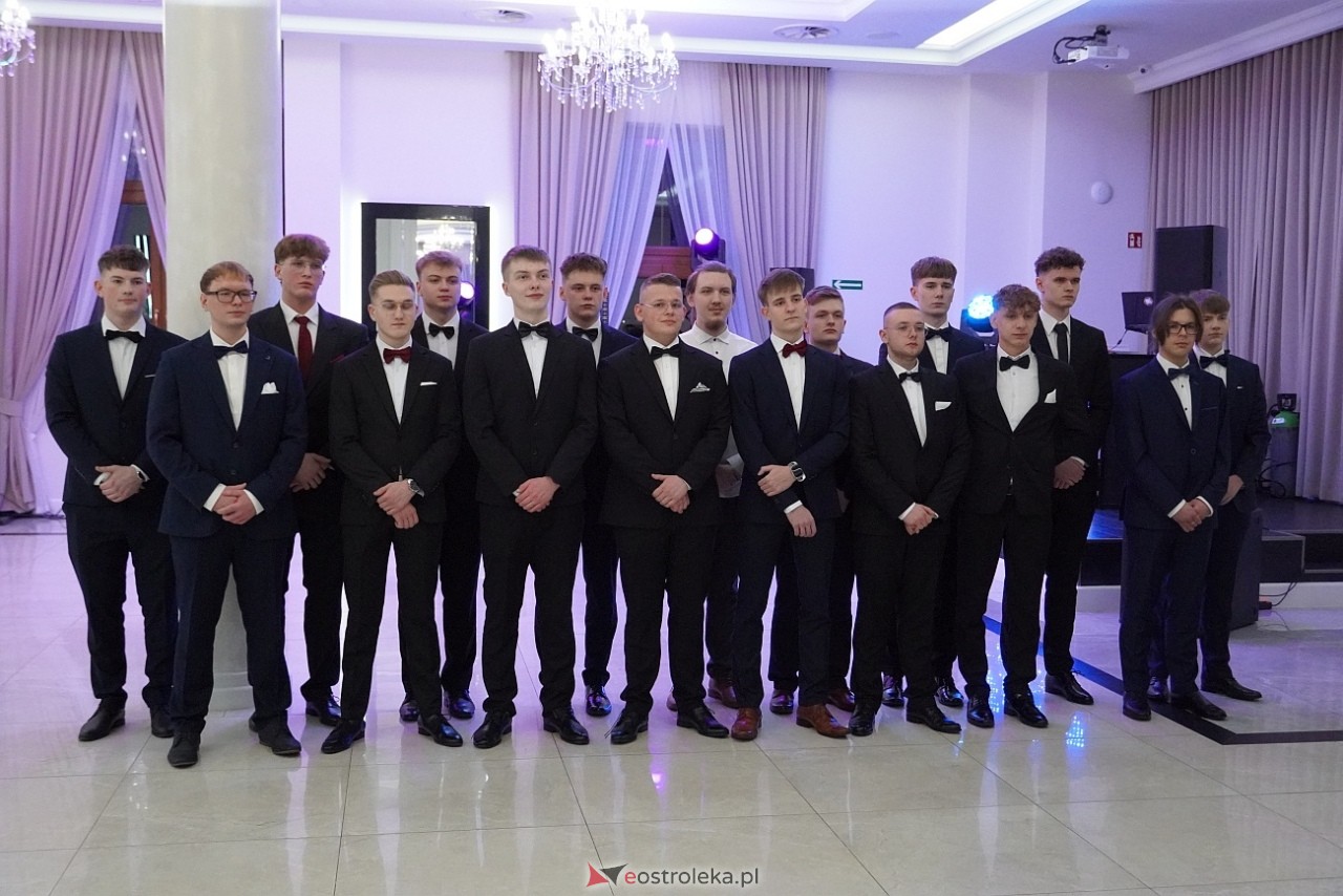 Studniówka w Zespole Szkół Zawodowych nr 3 w Ostrołęce [25.01.2025] - zdjęcie #68 - eOstroleka.pl