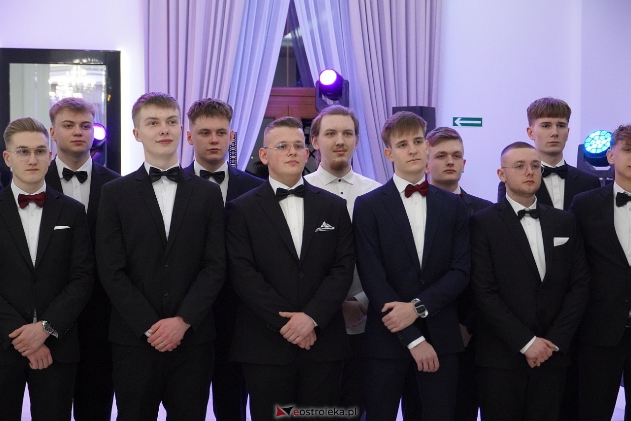 Studniówka w Zespole Szkół Zawodowych nr 3 w Ostrołęce [25.01.2025] - zdjęcie #67 - eOstroleka.pl