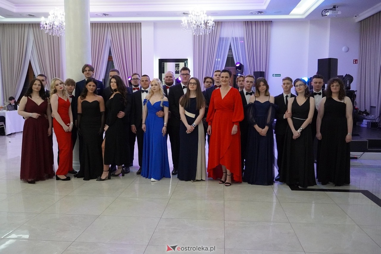 Studniówka w Zespole Szkół Zawodowych nr 3 w Ostrołęce [25.01.2025] - zdjęcie #66 - eOstroleka.pl