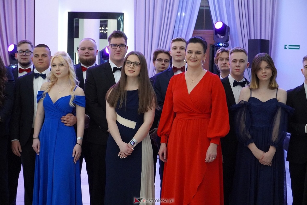 Studniówka w Zespole Szkół Zawodowych nr 3 w Ostrołęce [25.01.2025] - zdjęcie #65 - eOstroleka.pl