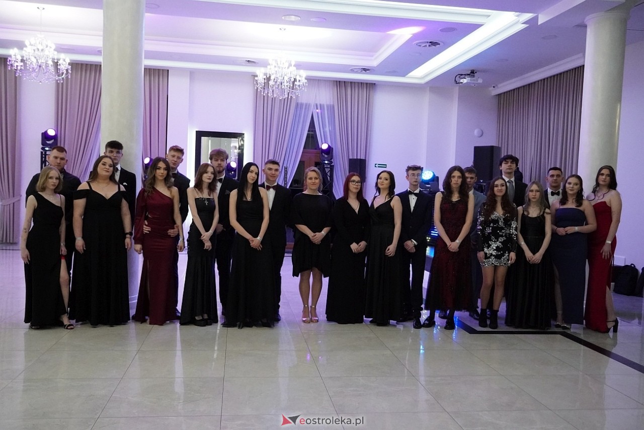 Studniówka w Zespole Szkół Zawodowych nr 3 w Ostrołęce [25.01.2025] - zdjęcie #54 - eOstroleka.pl