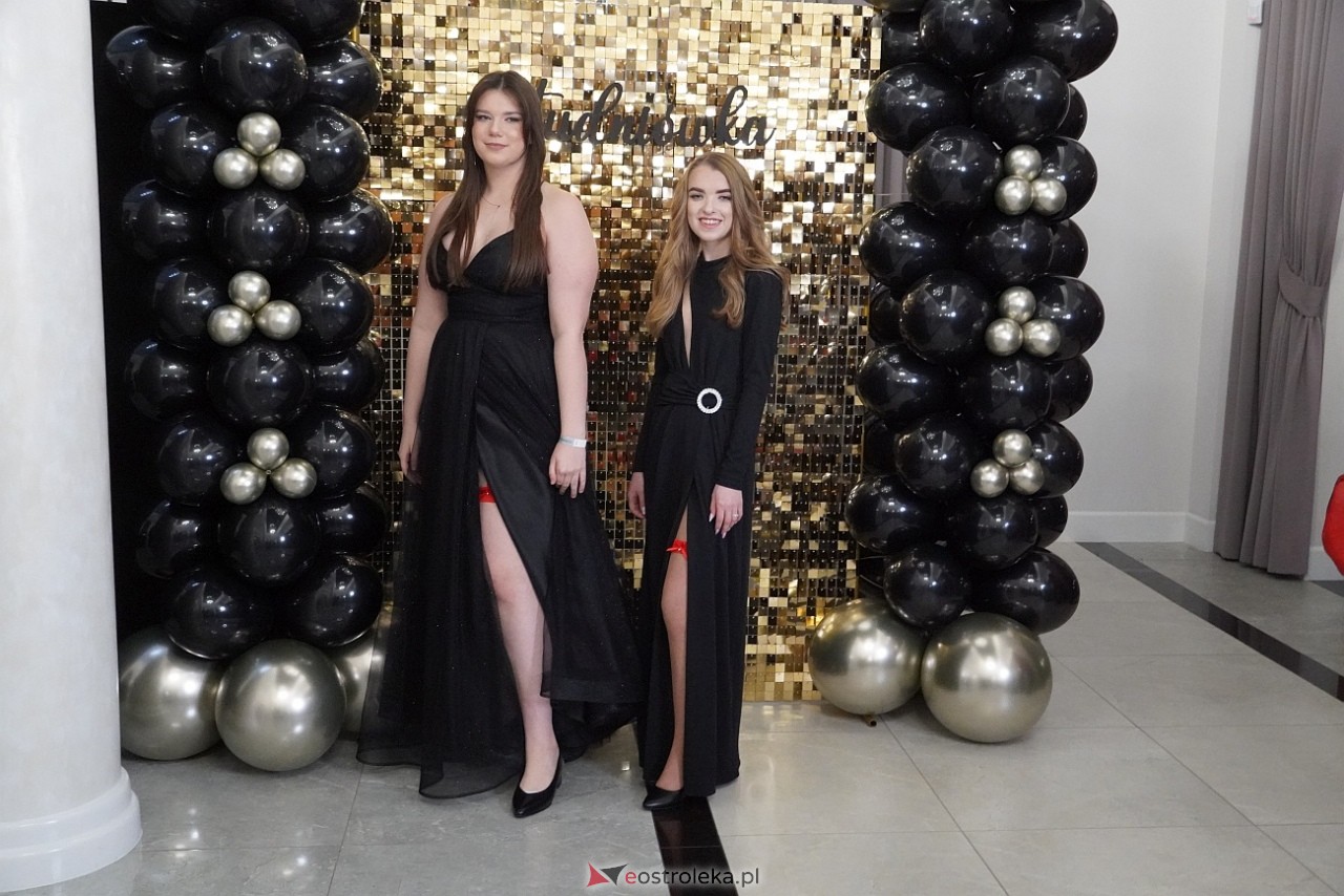 Studniówka w Zespole Szkół Zawodowych nr 3 w Ostrołęce [25.01.2025] - zdjęcie #41 - eOstroleka.pl