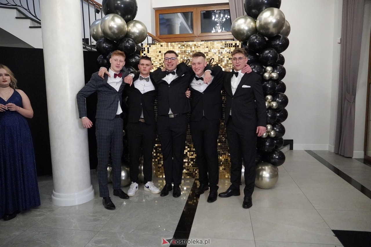 Studniówka w Zespole Szkół Zawodowych nr 3 w Ostrołęce [25.01.2025] - zdjęcie #34 - eOstroleka.pl