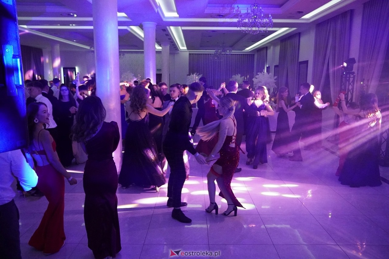 Studniówka w Zespole Szkół Zawodowych nr 3 w Ostrołęce [25.01.2025] - zdjęcie #28 - eOstroleka.pl