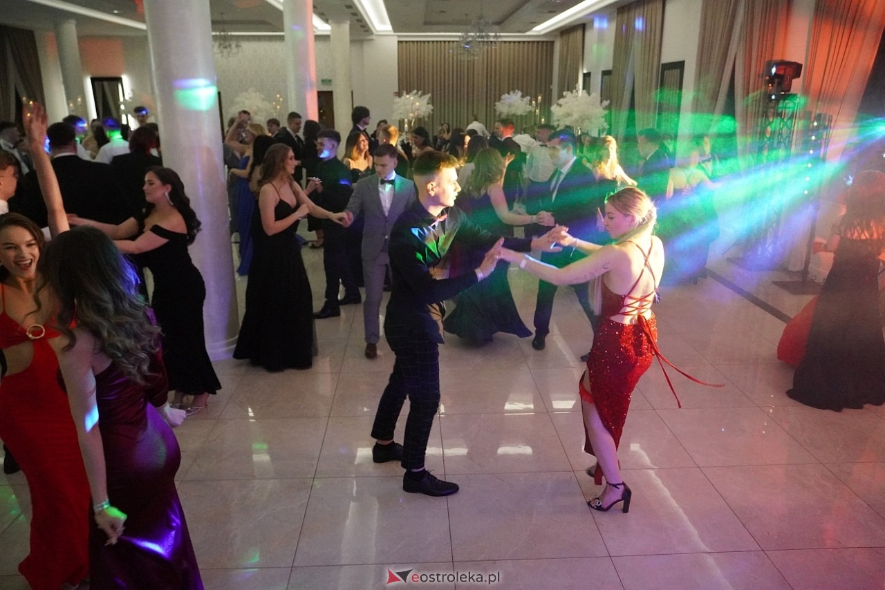 Studniówka w Zespole Szkół Zawodowych nr 3 w Ostrołęce [25.01.2025] - zdjęcie #22 - eOstroleka.pl