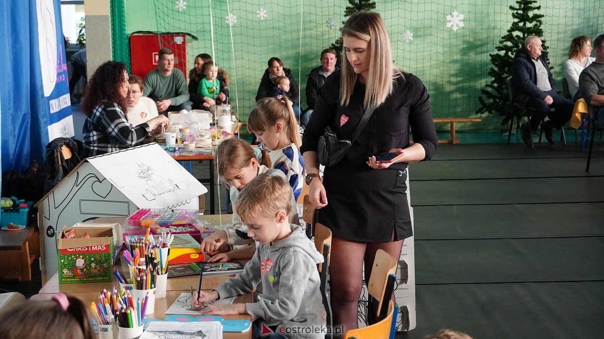 WOŚP w gminie Kadzidło [26.1.2025] - zdjęcie #25 - eOstroleka.pl