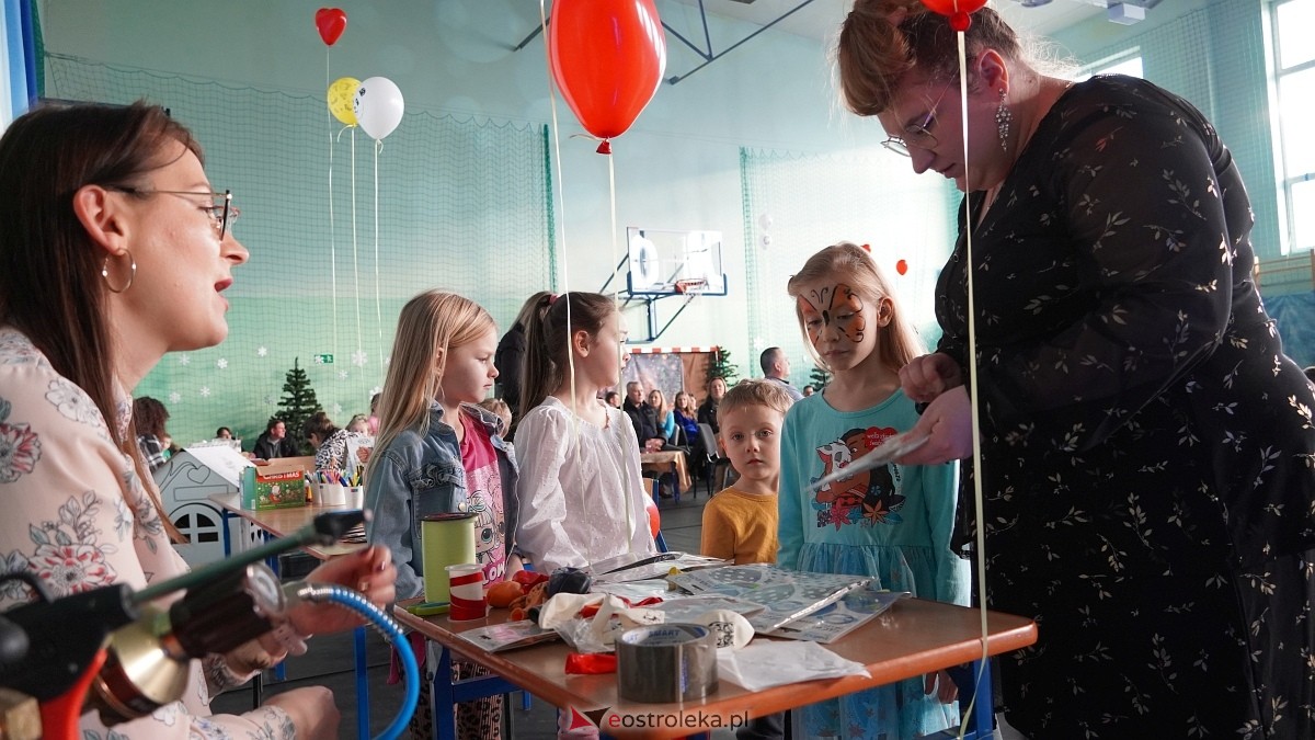WOŚP w gminie Kadzidło [26.1.2025] - zdjęcie #24 - eOstroleka.pl