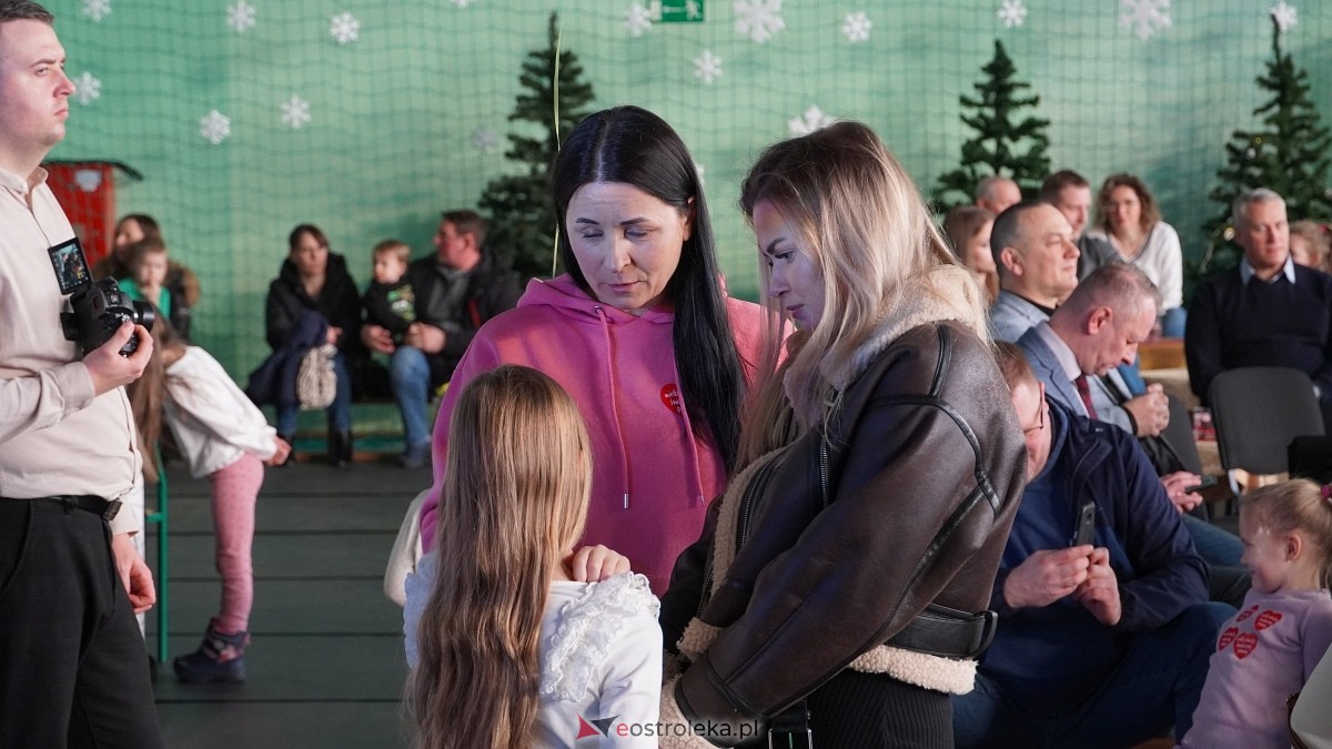 WOŚP w gminie Kadzidło [26.1.2025] - zdjęcie #20 - eOstroleka.pl