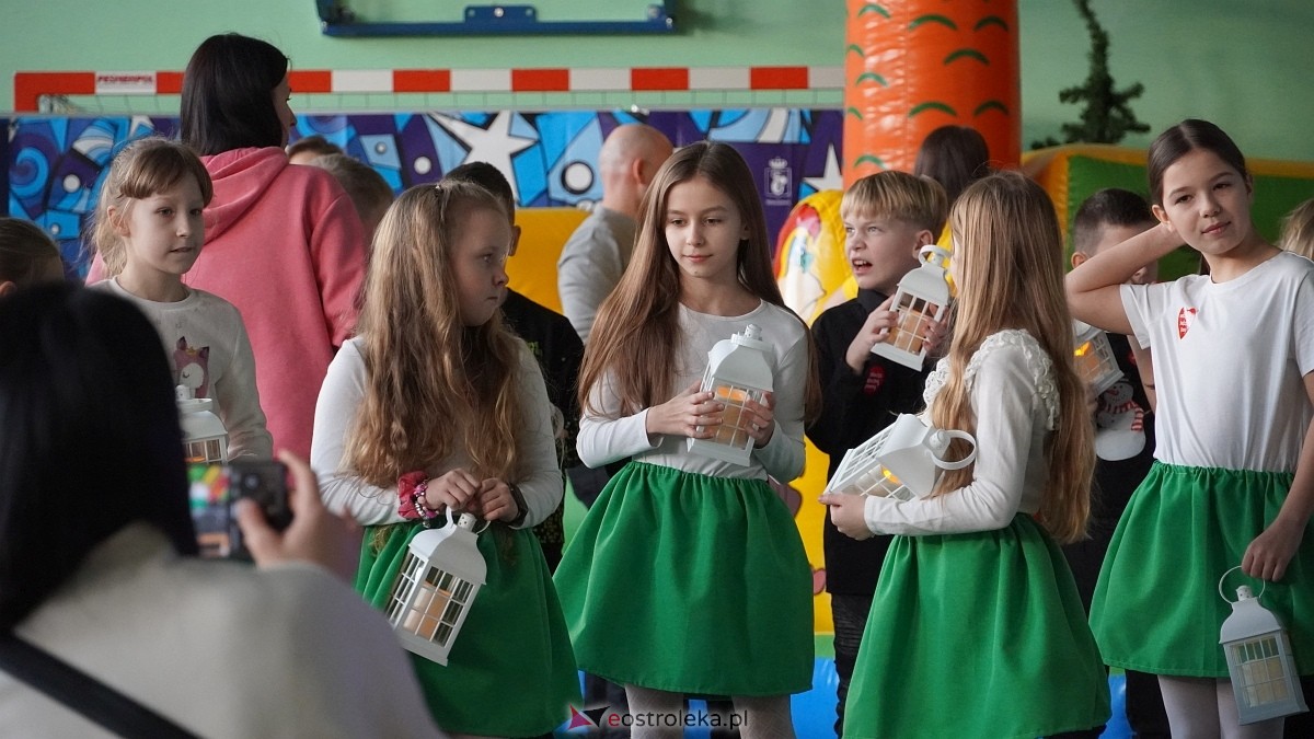 WOŚP w gminie Kadzidło [26.1.2025] - zdjęcie #13 - eOstroleka.pl