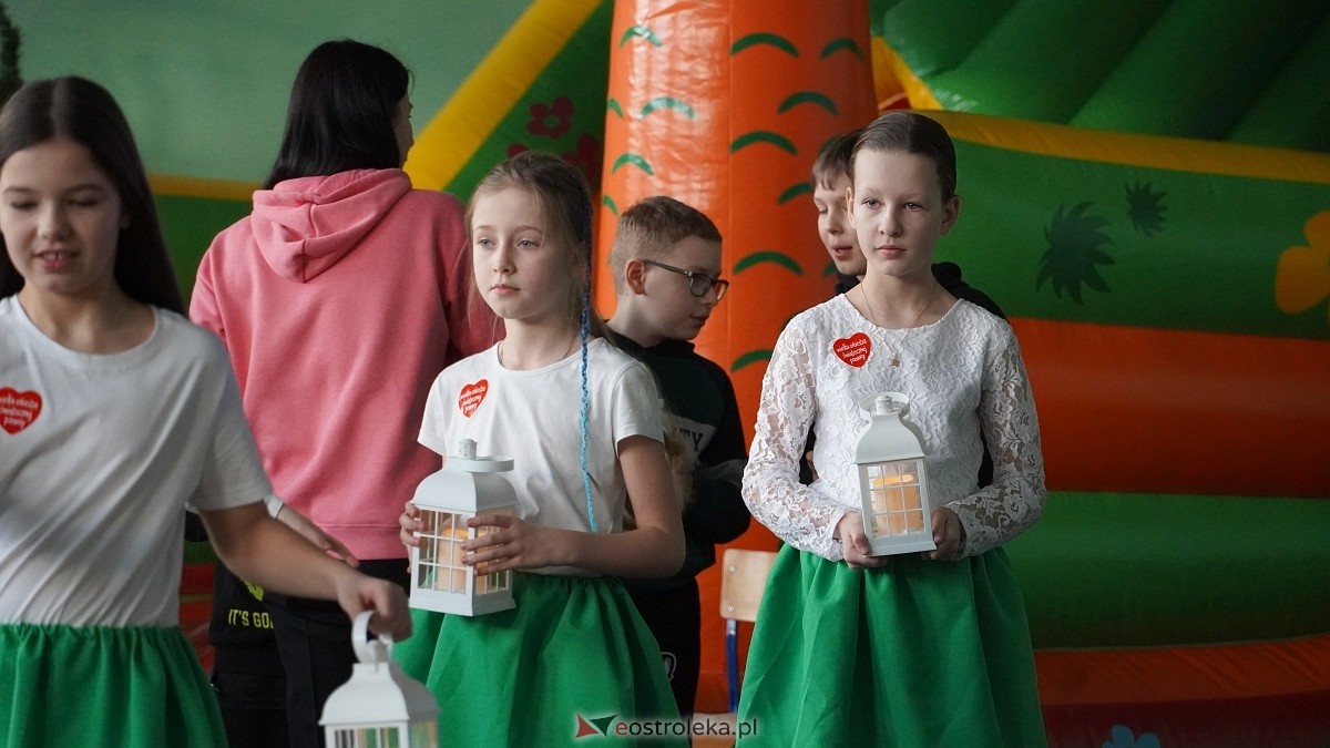 WOŚP w gminie Kadzidło [26.1.2025] - zdjęcie #12 - eOstroleka.pl