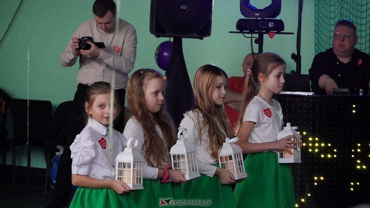 WOŚP w gminie Kadzidło [26.1.2025] - zdjęcie #8 - eOstroleka.pl