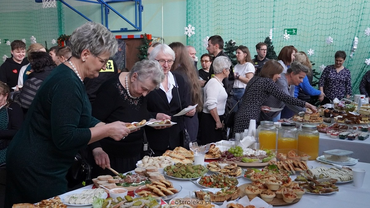 WOŚP w gminie Kadzidło [26.1.2025] - zdjęcie #5 - eOstroleka.pl