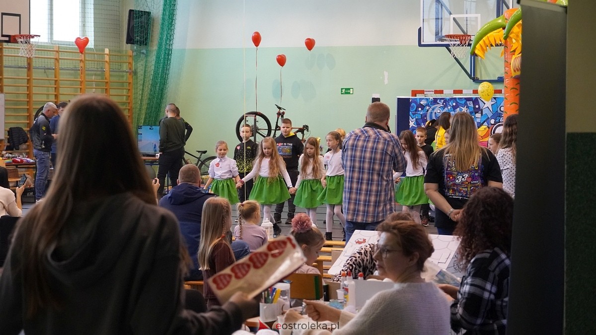 WOŚP w gminie Kadzidło [26.1.2025] - zdjęcie #1 - eOstroleka.pl