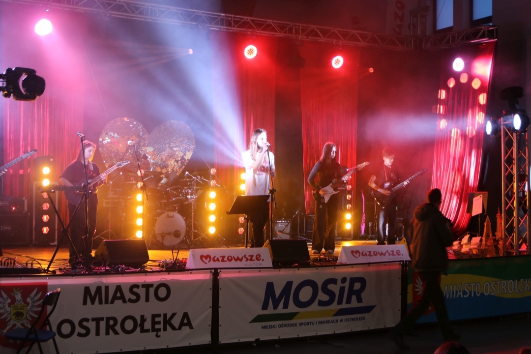 Finał WOŚP w Ostrołęce [26.01.2025] - zdjęcie #13 - eOstroleka.pl