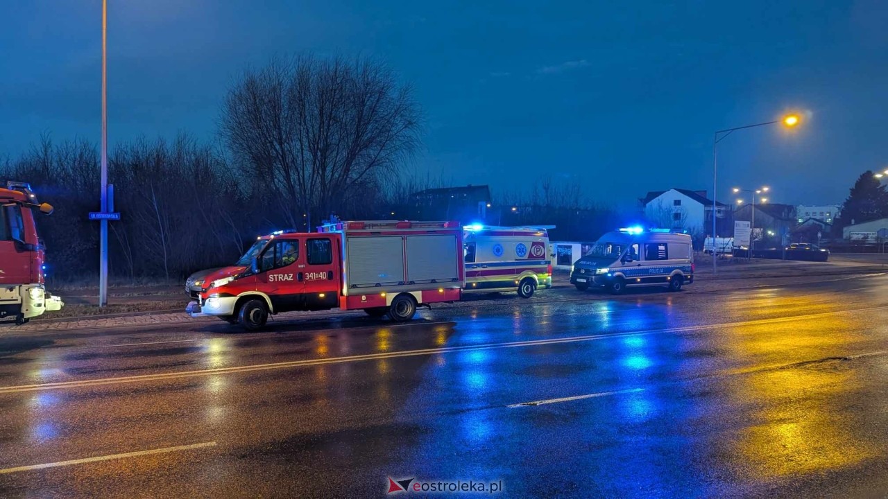 Wypadek na rondzie Kupiszewskiego/11 Listopada [27.01.2025] - zdjęcie #12 - eOstroleka.pl