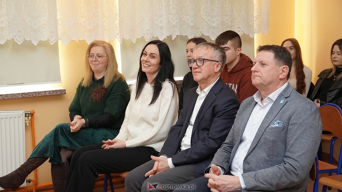 Podsumowanie projektu edukacyjnego w ZSP w Goworowie [27.01.2025] - zdjęcie #70 - eOstroleka.pl