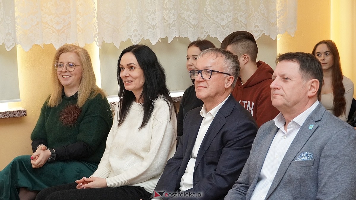 Podsumowanie projektu edukacyjnego w ZSP w Goworowie [27.01.2025] - zdjęcie #69 - eOstroleka.pl