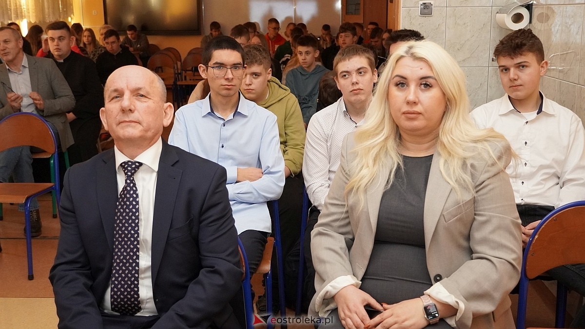 Podsumowanie projektu edukacyjnego w ZSP w Goworowie [27.01.2025] - zdjęcie #66 - eOstroleka.pl