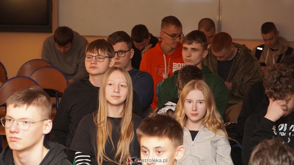 Podsumowanie projektu edukacyjnego w ZSP w Goworowie [27.01.2025] - zdjęcie #55 - eOstroleka.pl
