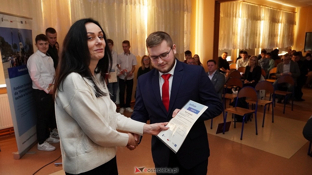 Podsumowanie projektu edukacyjnego w ZSP w Goworowie [27.01.2025] - zdjęcie #16 - eOstroleka.pl