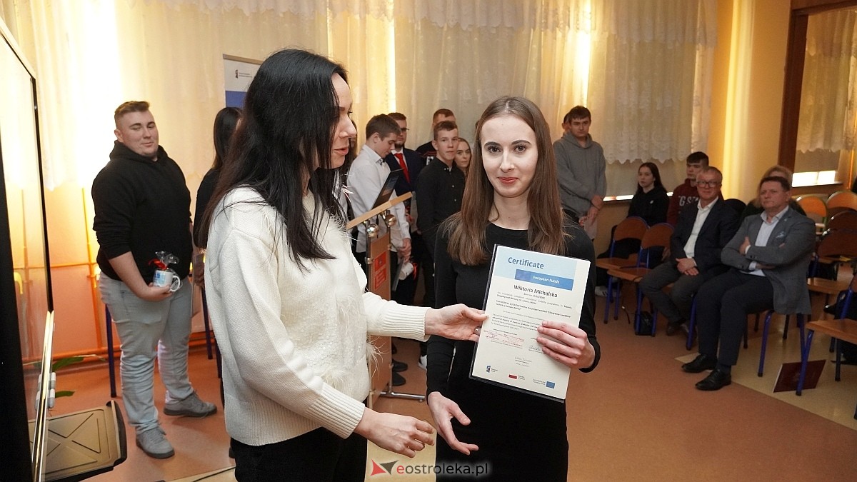 Podsumowanie projektu edukacyjnego w ZSP w Goworowie [27.01.2025] - zdjęcie #7 - eOstroleka.pl