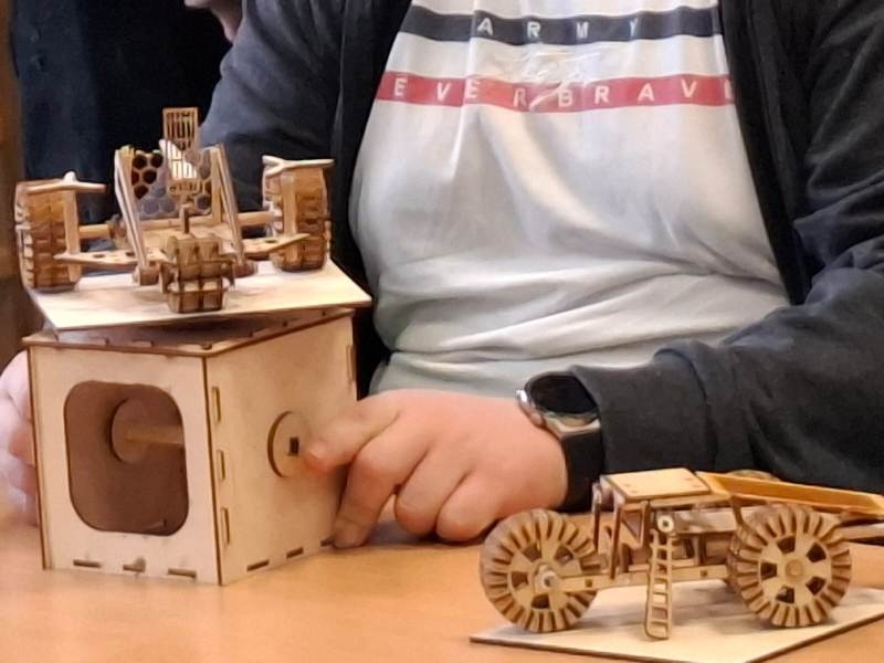 Warsztaty kreatywne w Zespole Szkół Zawodowych nr 1 w Ostrołęce  - zdjęcie #23 - eOstroleka.pl