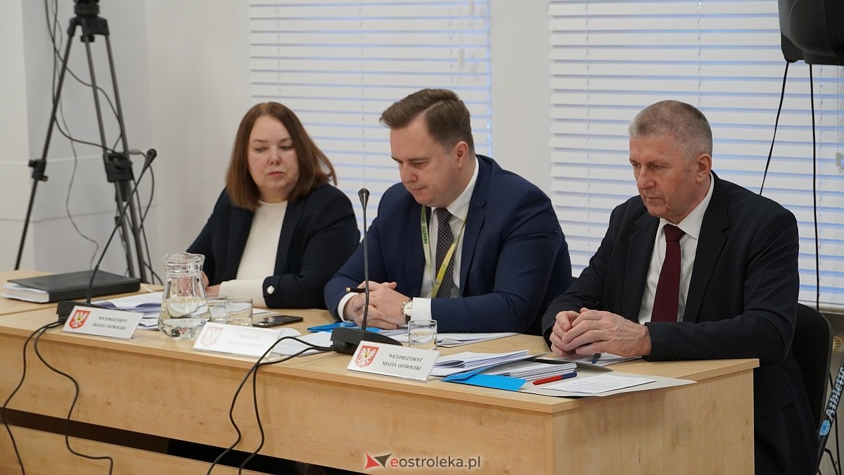 XIX zwyczajna sesja Rady Miasta Ostrołęki [30.01.2025] - zdjęcie #37 - eOstroleka.pl