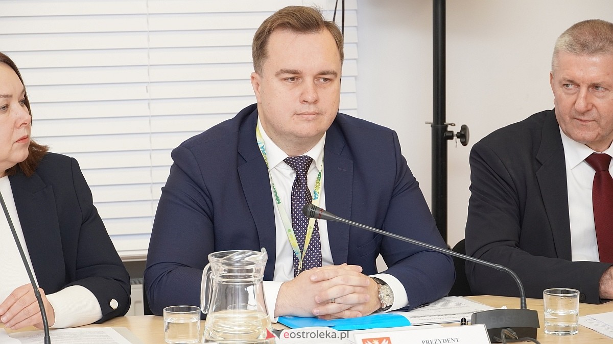 XIX zwyczajna sesja Rady Miasta Ostrołęki [30.01.2025] - zdjęcie #23 - eOstroleka.pl