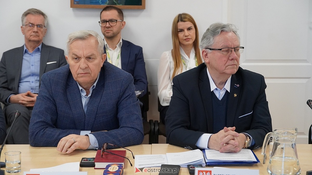 XIX zwyczajna sesja Rady Miasta Ostrołęki [30.01.2025] - zdjęcie #15 - eOstroleka.pl
