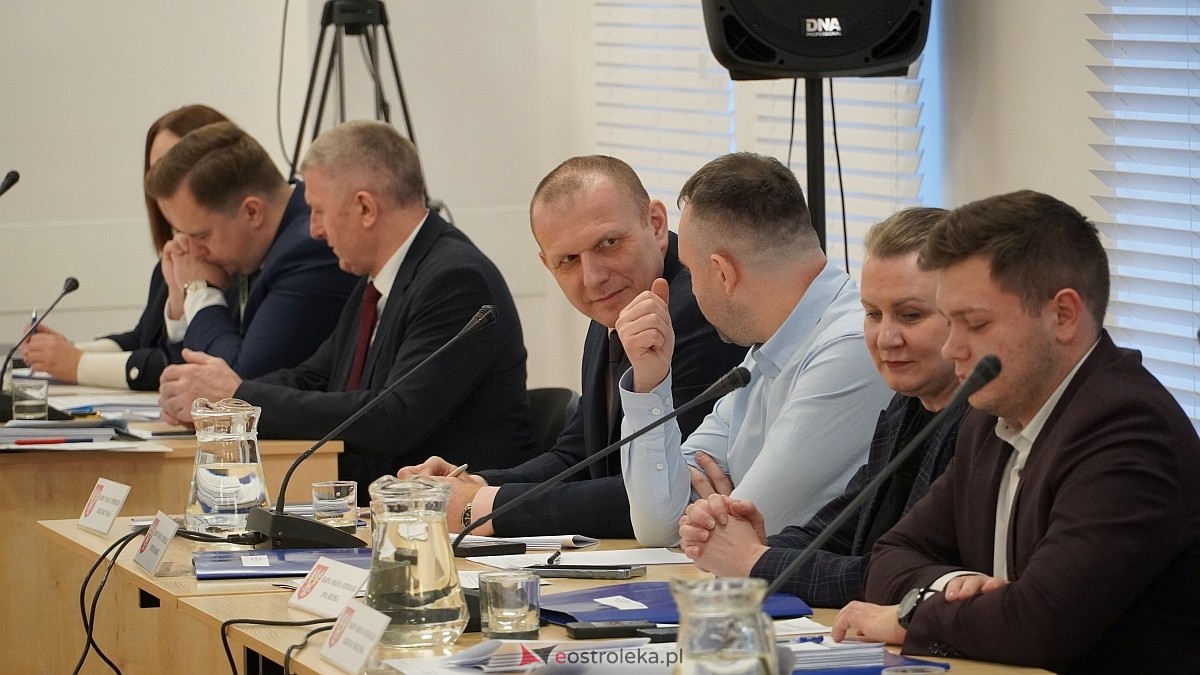 XIX zwyczajna sesja Rady Miasta Ostrołęki [30.01.2025] - zdjęcie #6 - eOstroleka.pl