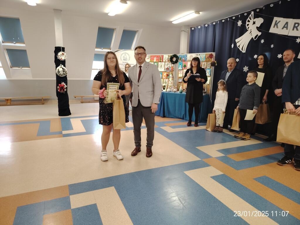 Rozstrzygnięcie VII edycji konkursu „Kartka i ozdoba bożonarodzeniowa” [30.01.2025] - zdjęcie #8 - eOstroleka.pl