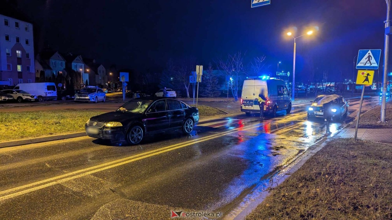 Wypadek na Alei Jana Pawła II w Ostrołęce [31.01.2025] - zdjęcie #8 - eOstroleka.pl