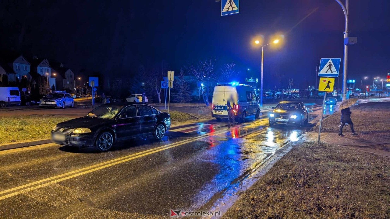 Wypadek na Alei Jana Pawła II w Ostrołęce [31.01.2025] - zdjęcie #7 - eOstroleka.pl