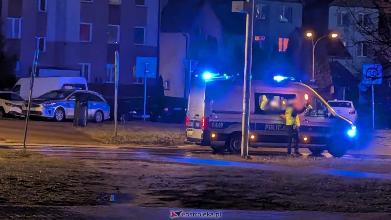 Wypadek na Alei Jana Pawła II w Ostrołęce [31.01.2025] - zdjęcie #6 - eOstroleka.pl