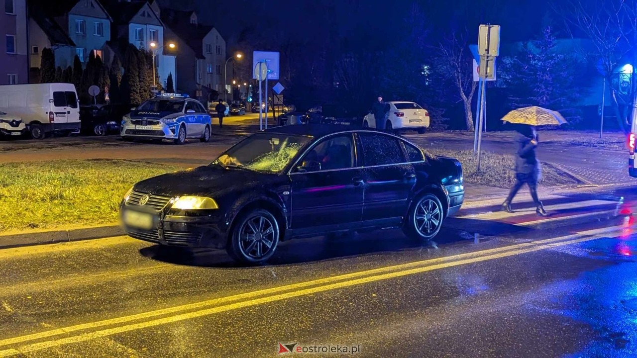 Wypadek na Alei Jana Pawła II w Ostrołęce [31.01.2025] - zdjęcie #3 - eOstroleka.pl