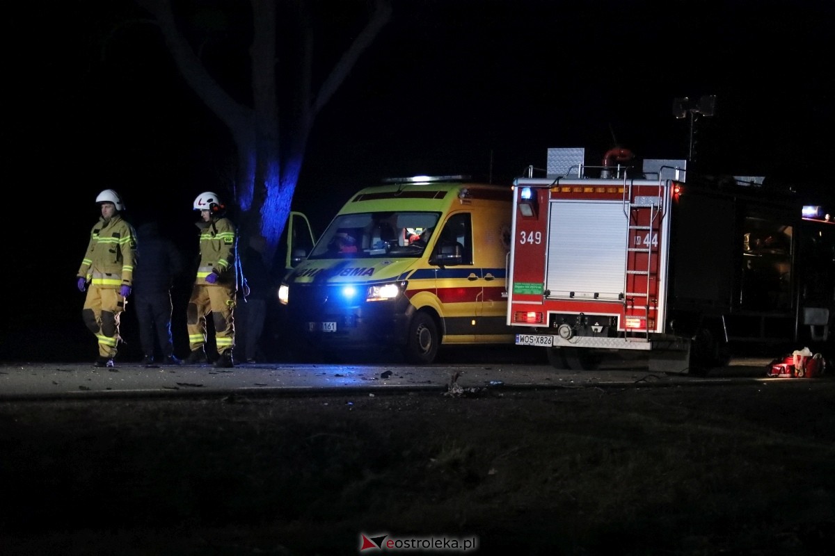 Groźny wypadek pod Dylewem [01.02.2025] - zdjęcie #20 - eOstroleka.pl