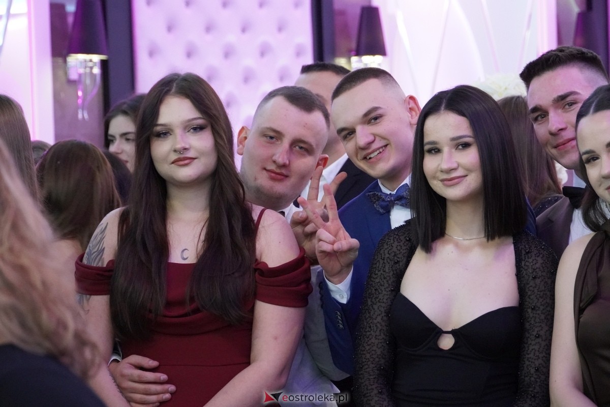 Studniówka w Zespole Szkół Zawodowych nr 2 w Ostrołęce [01.02.2025] - zdjęcie #283 - eOstroleka.pl