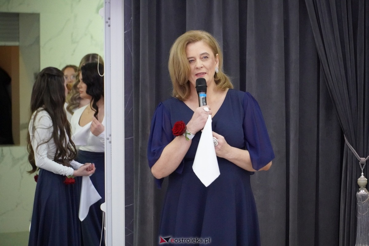 Studniówka w Zespole Szkół Zawodowych nr 2 w Ostrołęce [01.02.2025] - zdjęcie #271 - eOstroleka.pl