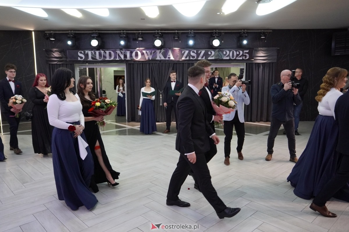 Studniówka w Zespole Szkół Zawodowych nr 2 w Ostrołęce [01.02.2025] - zdjęcie #268 - eOstroleka.pl