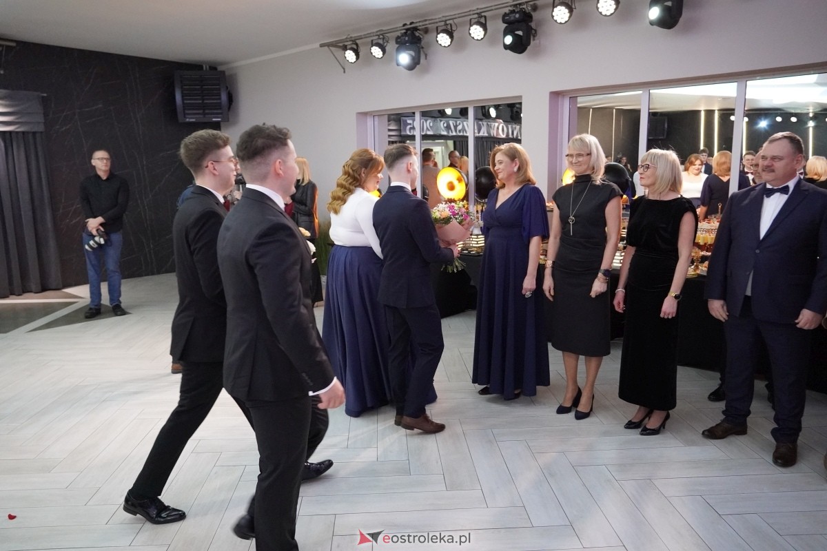 Studniówka w Zespole Szkół Zawodowych nr 2 w Ostrołęce [01.02.2025] - zdjęcie #267 - eOstroleka.pl