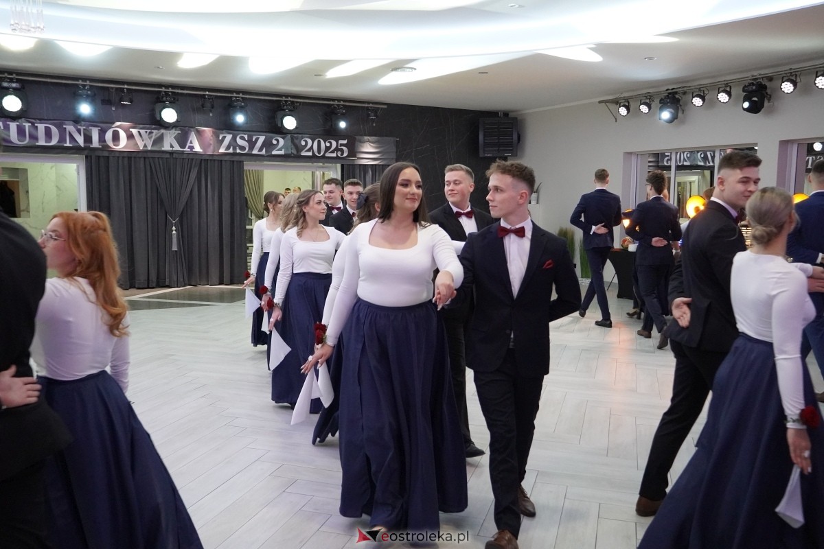 Studniówka w Zespole Szkół Zawodowych nr 2 w Ostrołęce [01.02.2025] - zdjęcie #226 - eOstroleka.pl